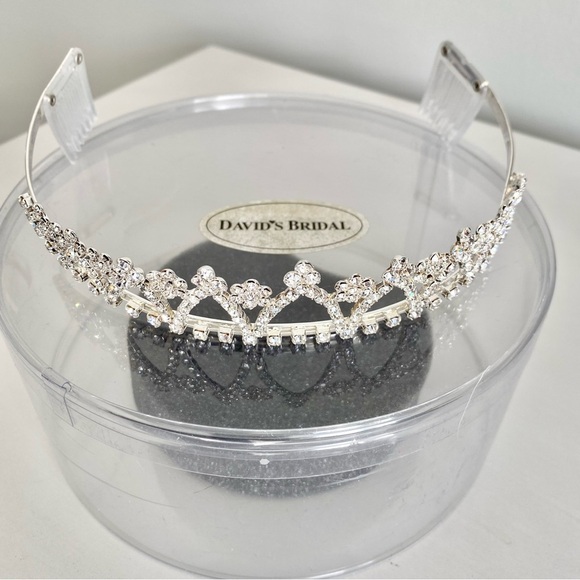 David's Bridal Sparkling Silver Rhinestone Tiara - Picture 6 of 7